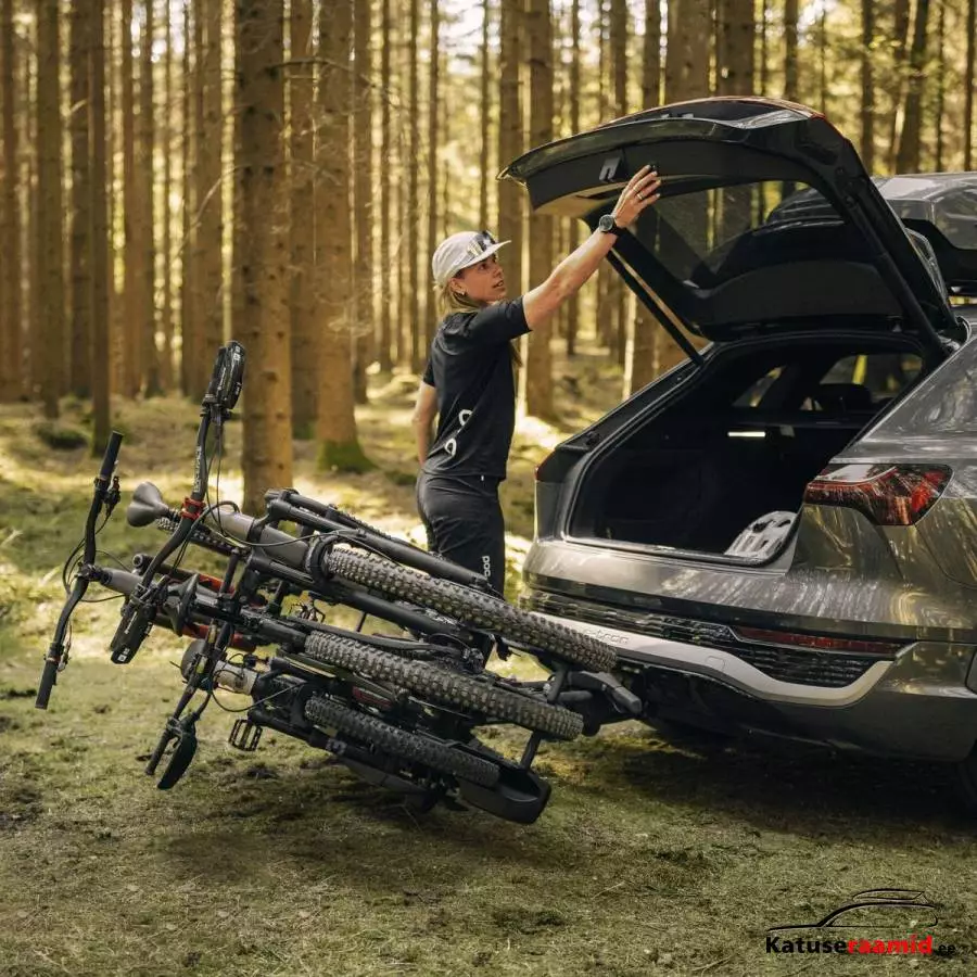 Thule EasyFold 3 | 3 jalgratast | 13-pin, 945100 Thule EasyFold 3 | 3 jalgratast | 13-pin, 945100