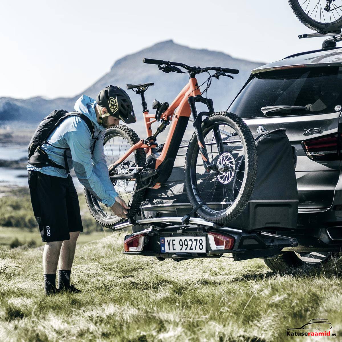 Thule VeloSpace XT Black | 2 jalgratast | 13-pin