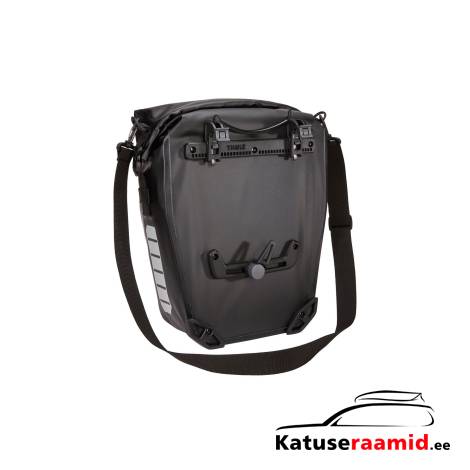 Thule Shield Pannier 17L