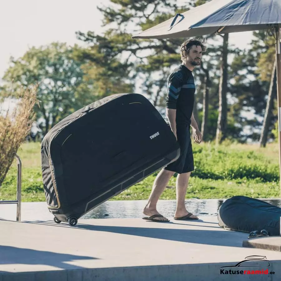 Thule RoundTrip Travel Case, 3205178 Thule RoundTrip Travel Case, 3205178