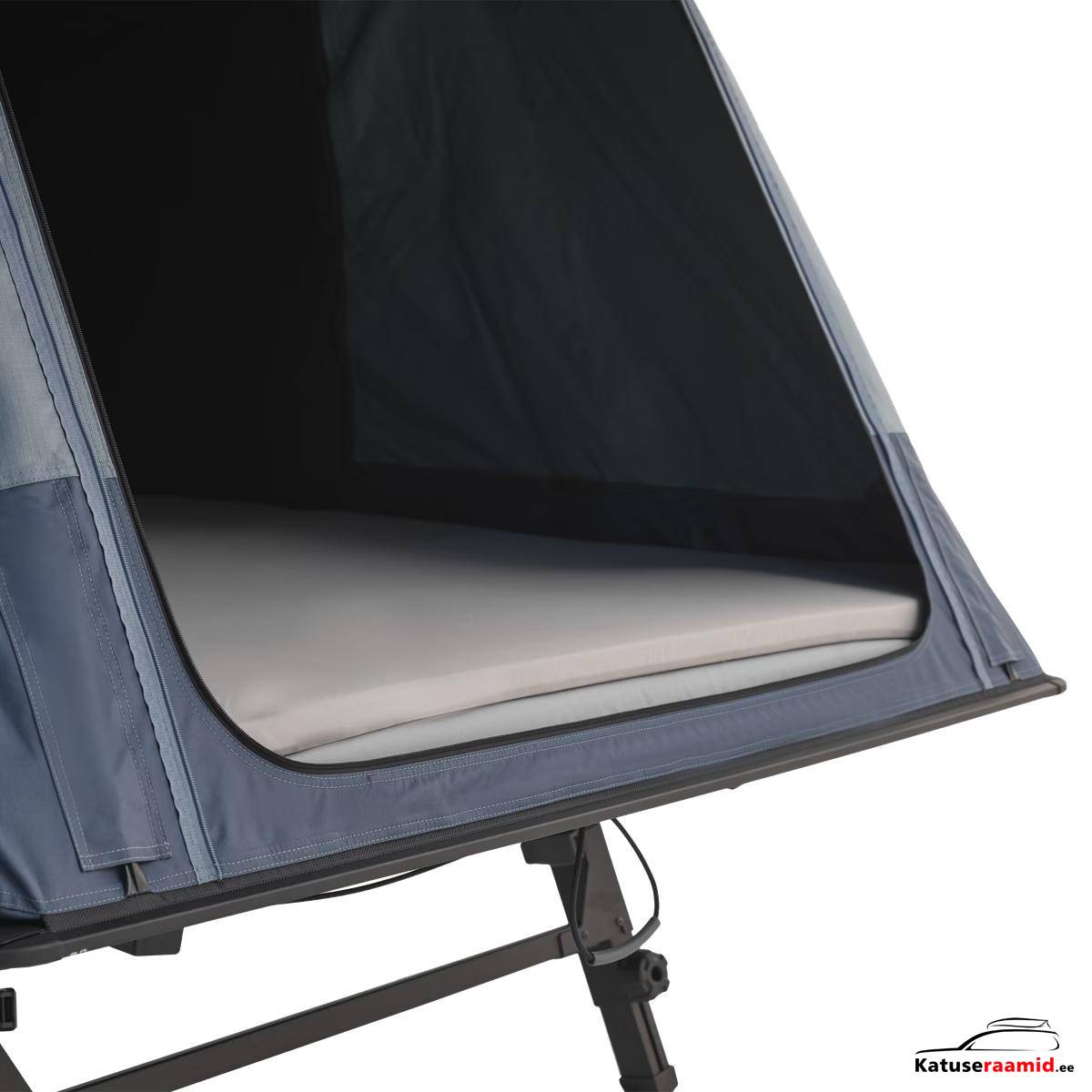 Thule Outset and Thule Approach mattress topper M