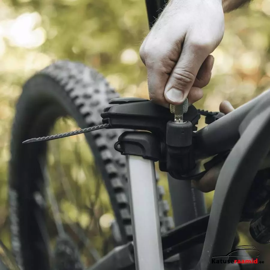 Thule Epos | 3 jalgratast | 13-pin, 979100 Thule Epos | 3 jalgratast | 13-pin, 979100