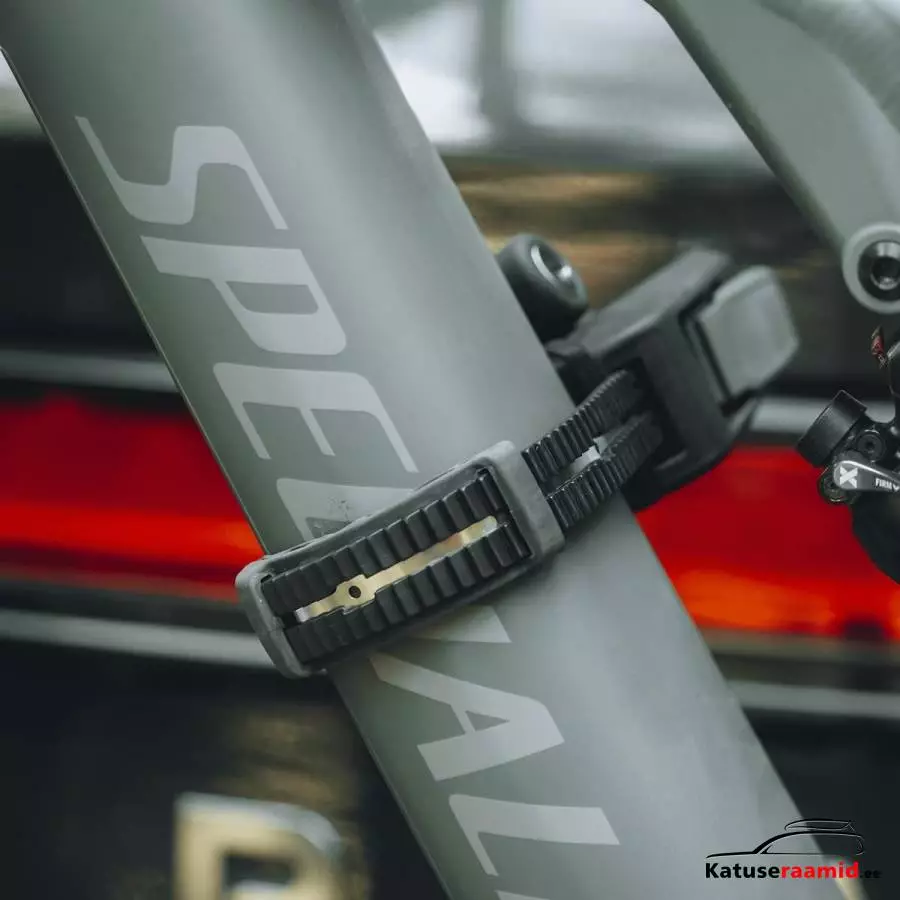 Thule Epos | 3 jalgratast | 13-pin, 979100 Thule Epos | 3 jalgratast | 13-pin, 979100