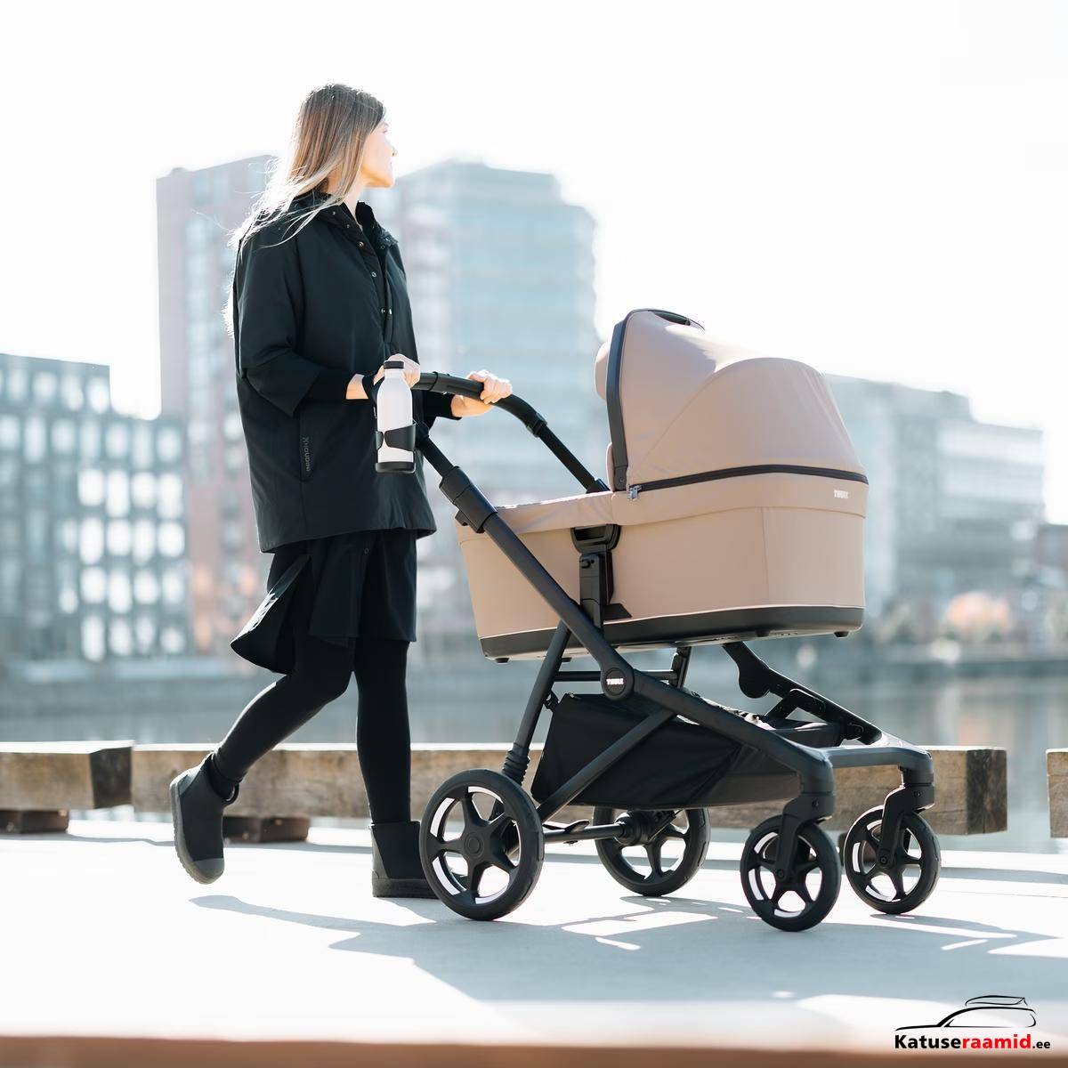 Thule Sleek 2 bundle - Tinted taupe, 11000040 Thule Sleek 2 bundle - Tinted taupe, 11000040