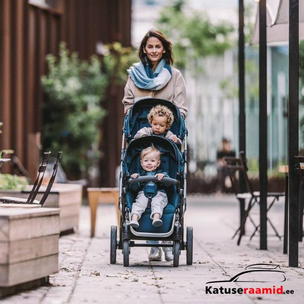 Thule Sleek Malard Green on Black Thule Sleek Malard Green on Black