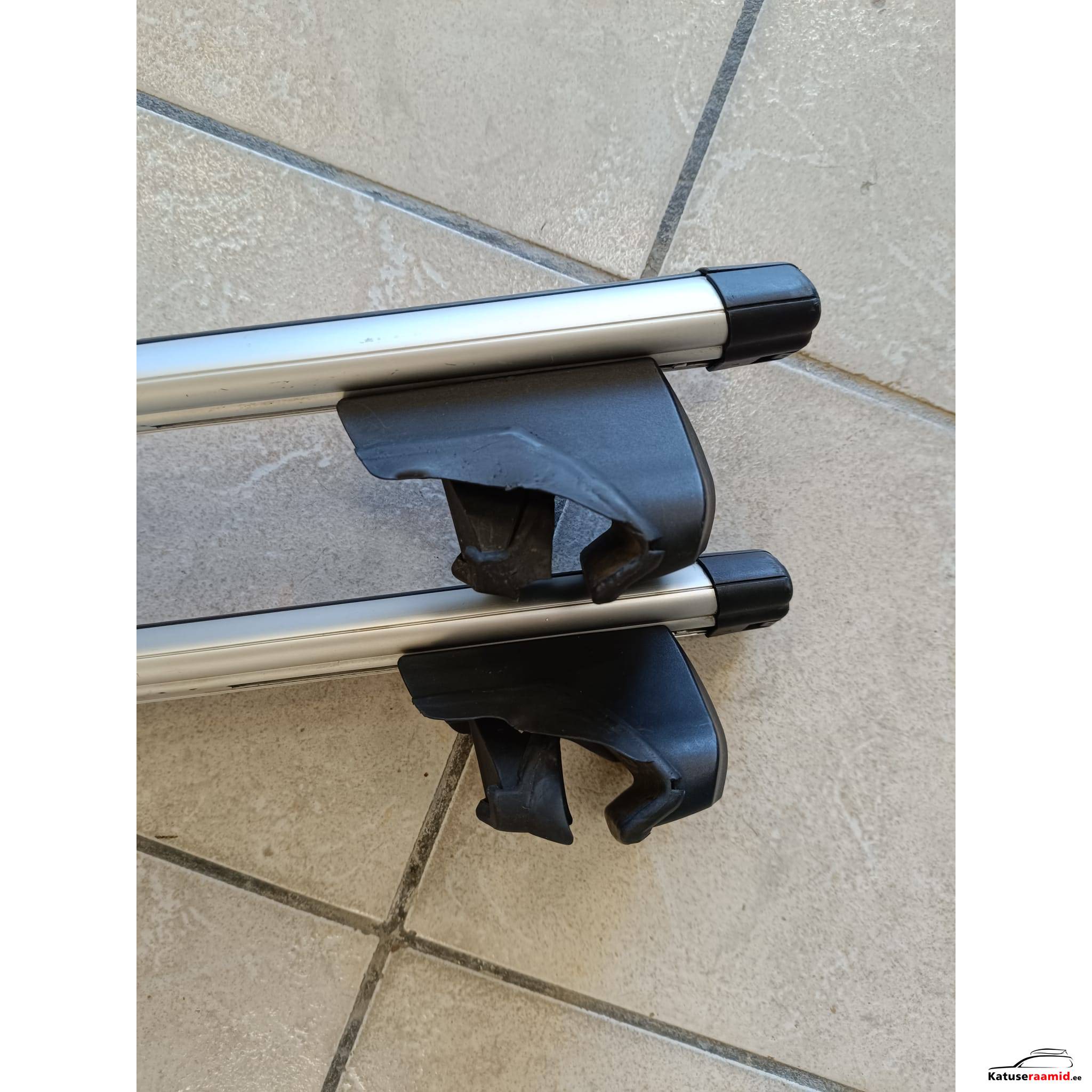 Thule Aerobar roof rack