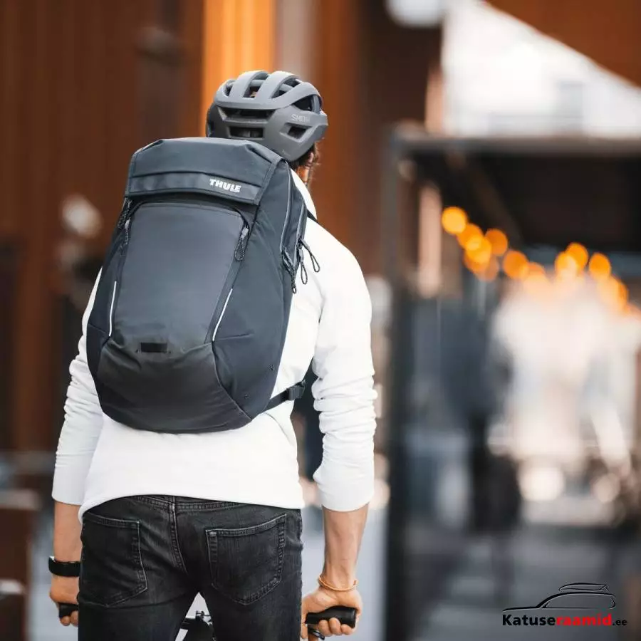 Thule Paramount Backpack 27L – Black, 3204731 Thule Paramount Backpack 27L – Black, 3204731
