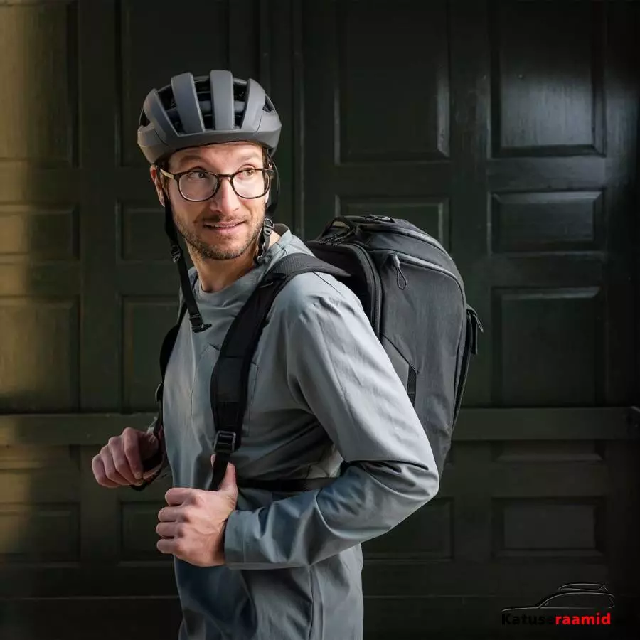 Thule Paramount Hybrid 26L - Black, 3205091 Thule Paramount Hybrid 26L - Black, 3205091