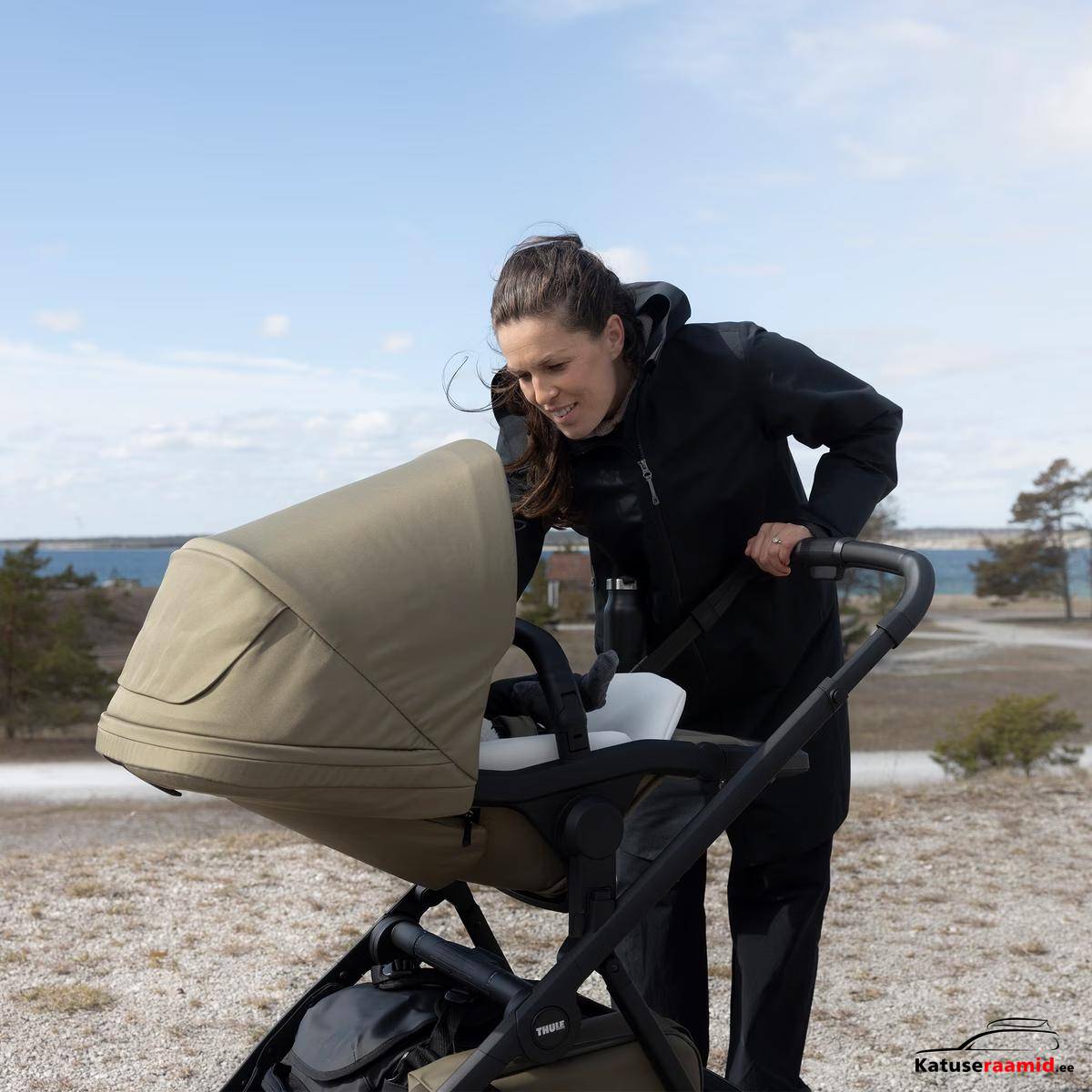 Thule Charm 2 in 1 - Faded khaki, 11500506 Thule Charm 2 in 1 - Faded khaki, 11500506